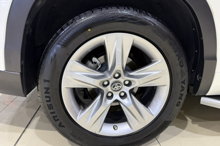 丰田 汉兰达 2018款 2.0T 四驱豪华版 7座 国VI车身外观6005