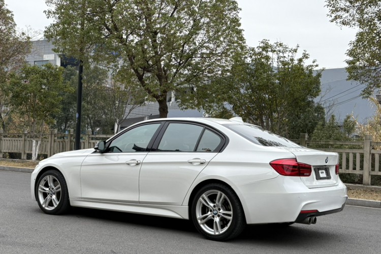 宝马3系 2018款 320i M运动套装车身外观6005