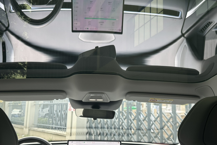 小鹏MONA M03 2025款 600 超长续航 Max中控内饰7012