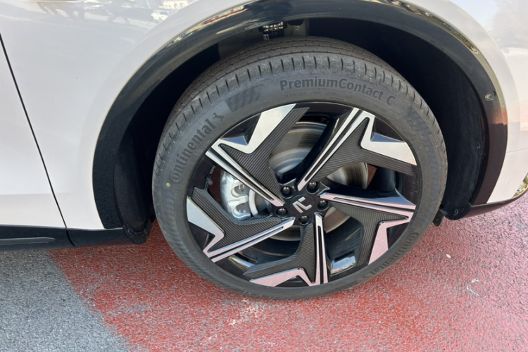 飞凡汽车 飞凡R7 2025款 长续版车身外观6008