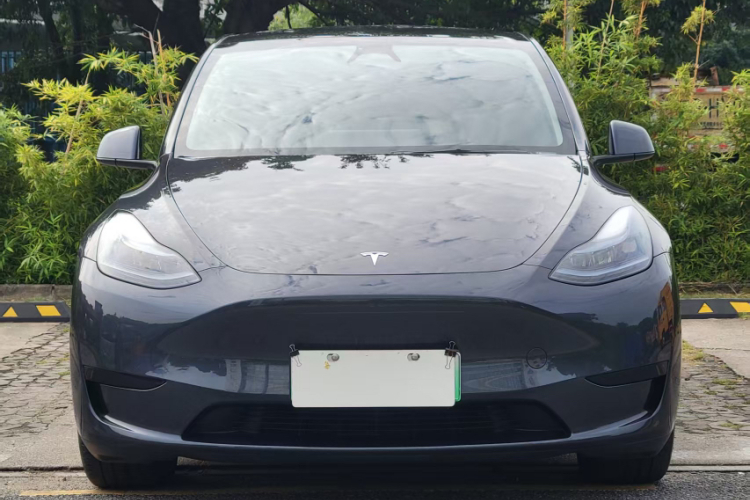 特斯拉 Model Y 2024款 后轮驱动版车身外观6003