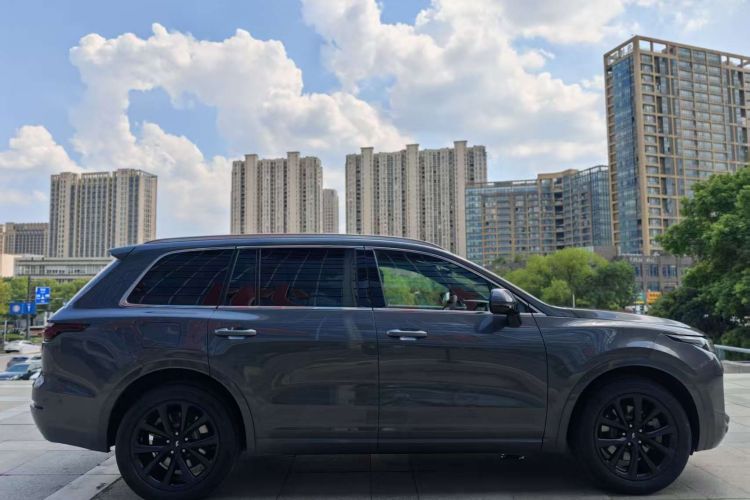 理想汽车 理想ONE 2021款 增程6座版车身外观6007