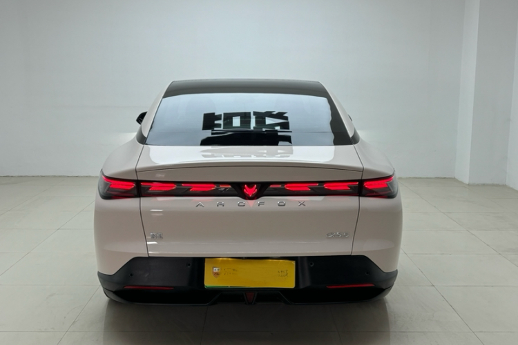 ARCFOX极狐 极狐 阿尔法S5 2024款 560PRO 185kW车身外观6006