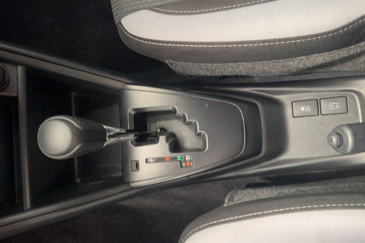 丰田 YARiS L 致炫 2021款 致炫X 1.5L CVT领先版中控内饰7007