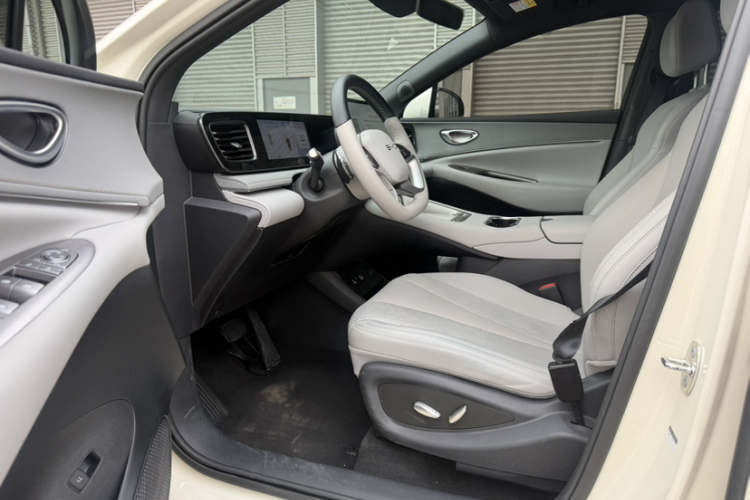 比亚迪 海狮06新能源 2025款 EV 520领航版中控内饰7012