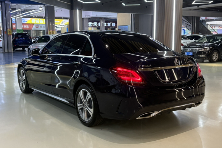 奔驰C级 2020款 C 260 L 运动版车身外观6004
