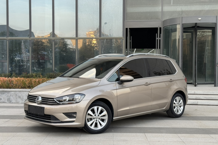 大众 高尔夫·嘉旅 2016款 230TSI 手动进取型车身外观1