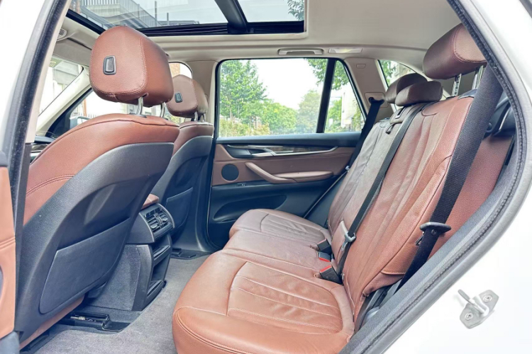 宝马X5(进口) 2014款 xDrive35i 典雅型中控内饰7006
