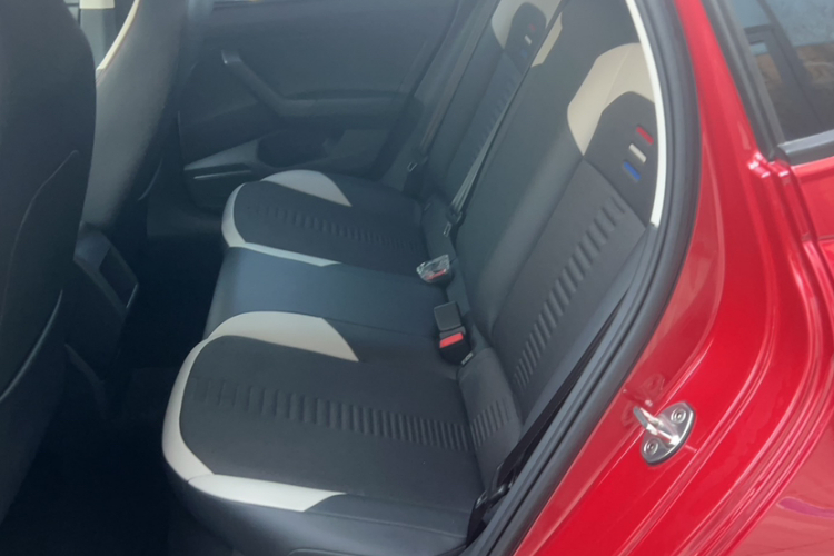 大众 Polo 2019款 Plus 1.5L 自动炫彩科技版中控内饰7001