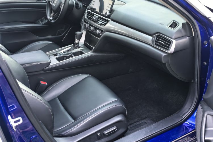 本田 雅阁 2018款 260TURBO 精英版 国V中控内饰7003