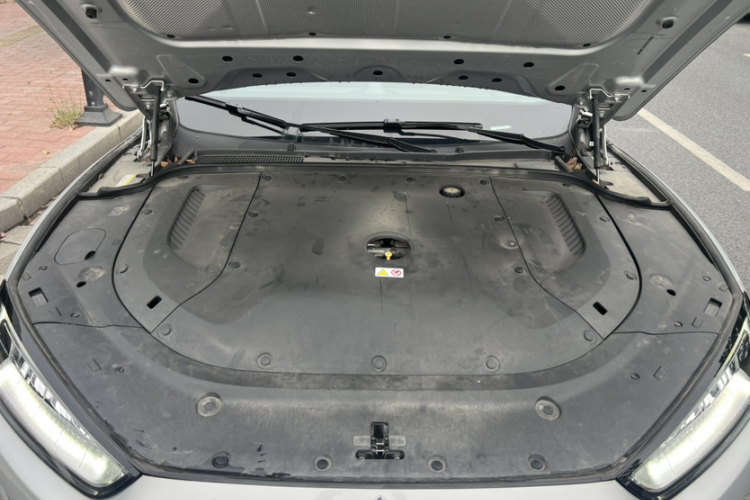 鸿蒙智行 问界M5 2022款 增程后驱标准版局部细节24