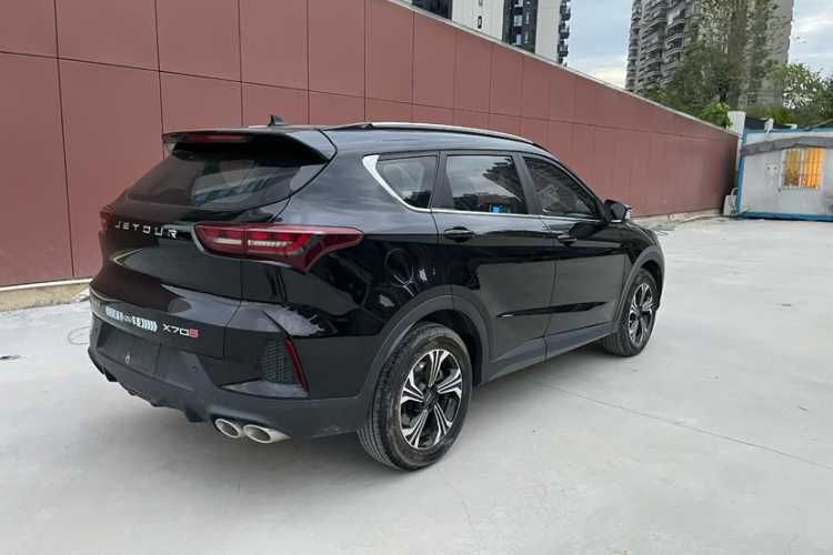 捷途X70S 2022款 1.5T DCT活力版 7座车身外观6009