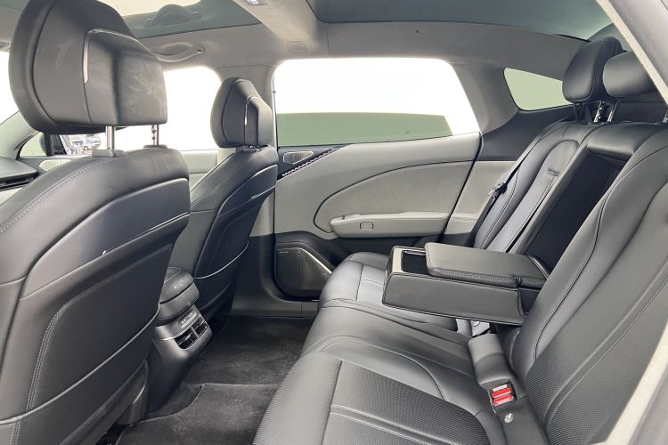 极氪007 2024款 四驱版 75kWh中控内饰7003