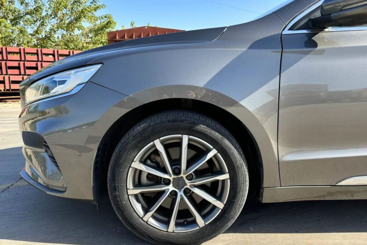 吉利汽车 博瑞 2021款 1.8T 领航版车身外观6006