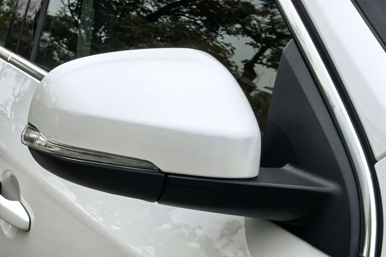 沃尔沃S60 2019款 S60L 改款 T5 智进进阶版车身外观6004