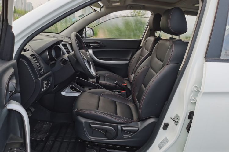 长安CS35 2016款 1.6L 手动豪华型 国V局部细节9001