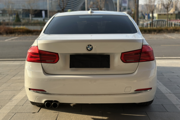 宝马3系 2017款 320Li 时尚型车身外观6004