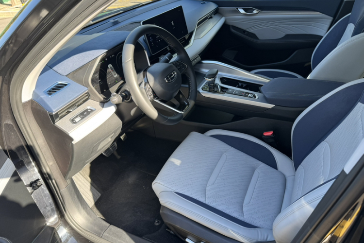 吉利汽车 星瑞 2021款 改款 2.0TD 尊贵型中控内饰7001