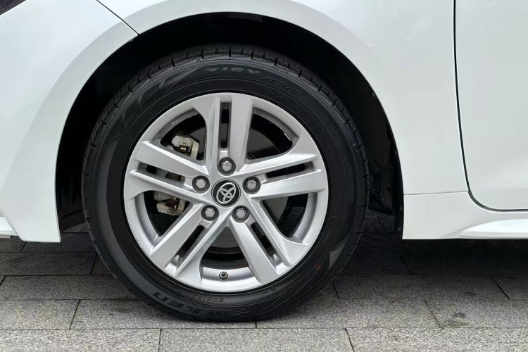 丰田 雷凌 2021款 185T CVT豪华版车身外观6009