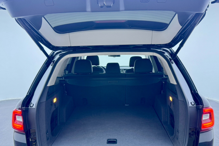 红旗HS7 2022款 3.0T 自动四驱智联旗享版 五座局部细节23