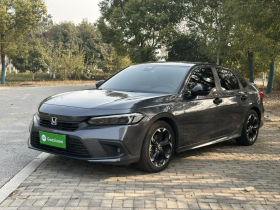 本田 思域 2022款 240TURBO CVT燃动版