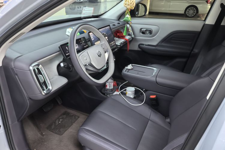 零跑汽车 零跑B10 2025款 510激光雷达版中控内饰7002