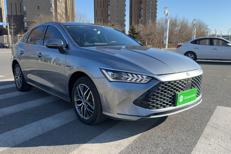 比亚迪 秦PLUS 2021款 DM-i 120KM 旗舰型车身外观6002