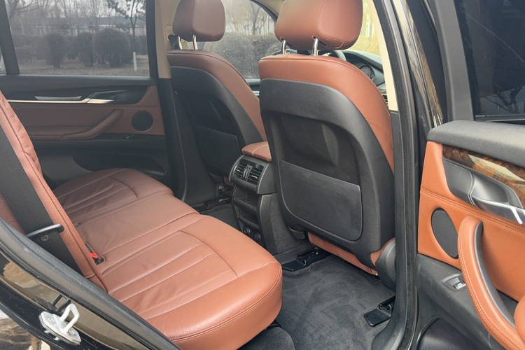 宝马X5(进口) 2014款 xDrive35i 典雅型局部细节9002
