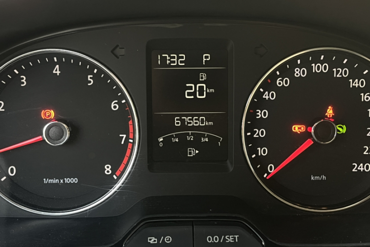 大众 朗逸 2013款 改款 1.4TSI DSG舒适版中控内饰15