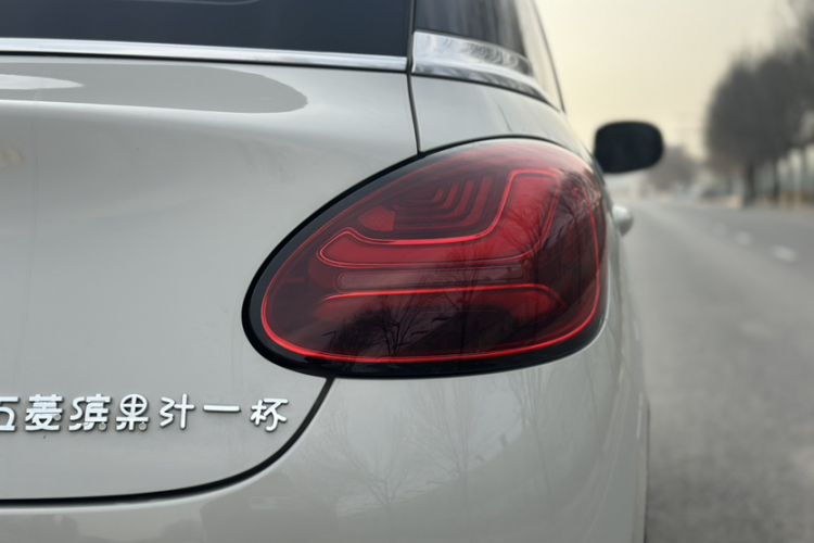 五菱汽车 五菱缤果 2023款 203km 轻享款车身外观6007