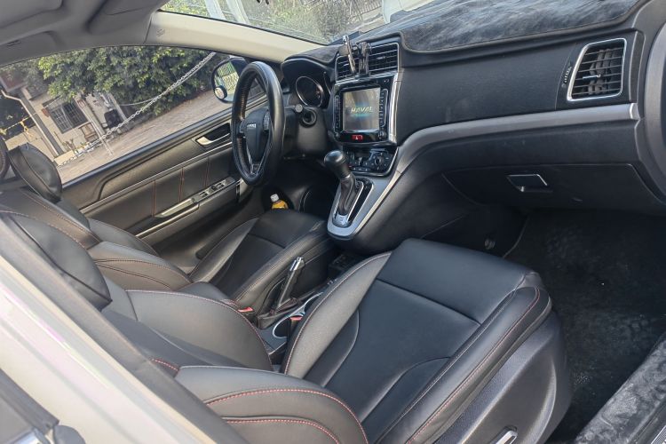 哈弗H6 2015款 运动版 1.5T 自动两驱豪华型中控内饰7001