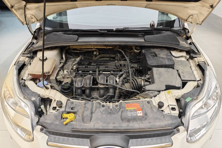 福特 福克斯 2015款 两厢 1.6L 自动风尚型局部细节24