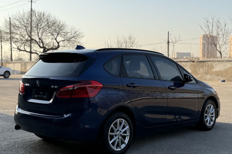 宝马2系旅行车 2016款 218i 时尚型车身外观6003