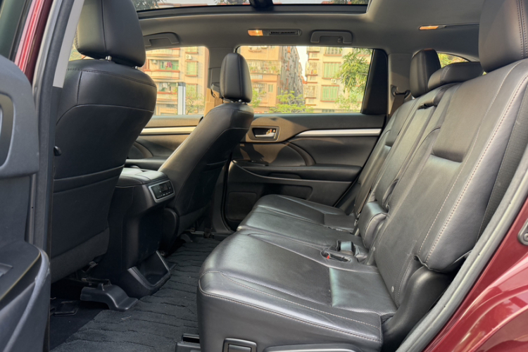 丰田 汉兰达 2017款 2.0T 四驱豪华版 7座中控内饰7003