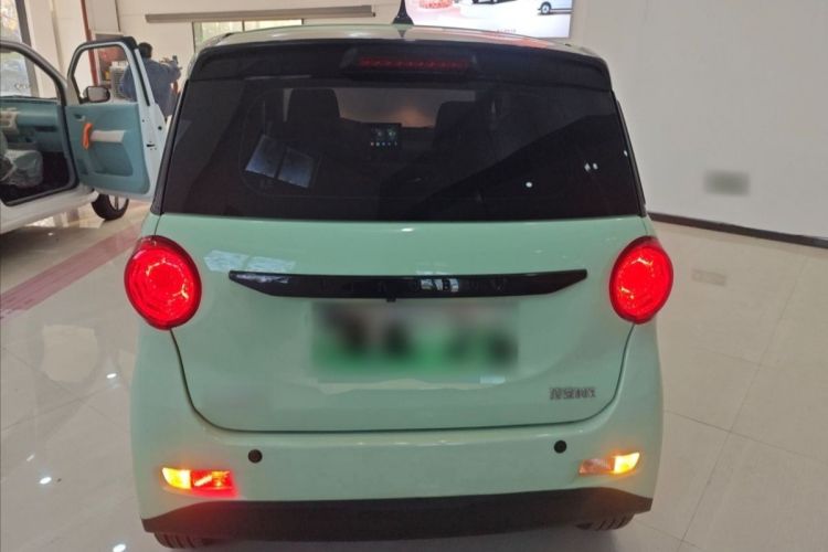 凌宝汽车 凌宝BOX 2022款 卓文君Pro版车身外观6004