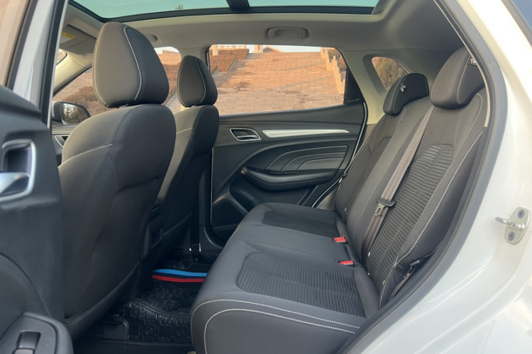 荣威RX3 2020款 1.6L CVT 4G互联超爽精英版中控内饰7007