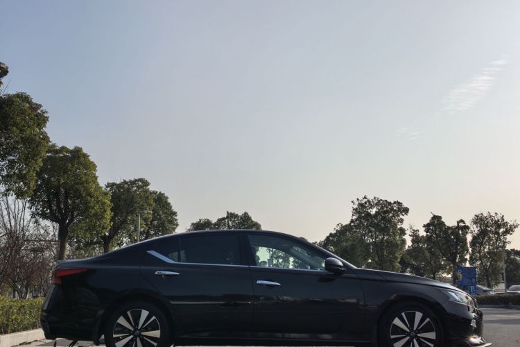 日产 天籁 2021款 2.0T XL Upper AD1 智享领航版车身外观6010