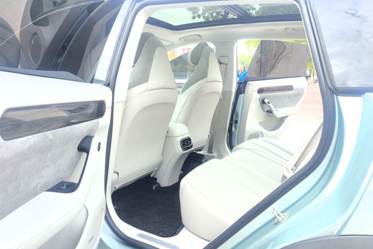 零跑汽车 零跑C11 2021款 尊享版中控内饰7002