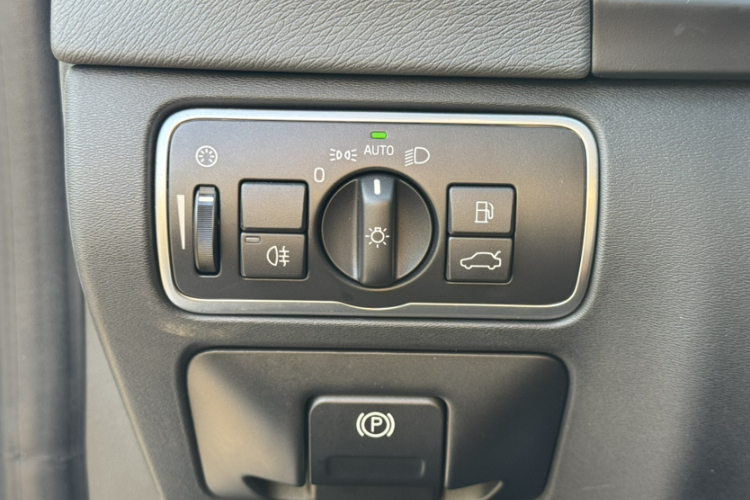 沃尔沃S60 2019款 S60L T5 智远版局部细节9002