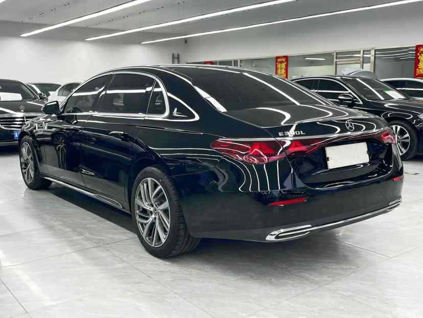 奔驰E级 2024款 E 300 L 时尚型(4)