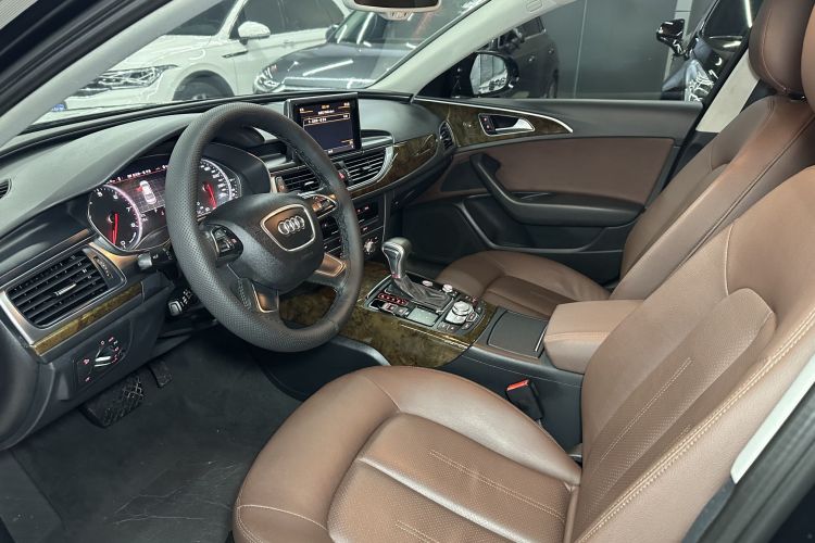 奥迪A6L 2015款 TFSI 百万纪念智领型中控内饰7002