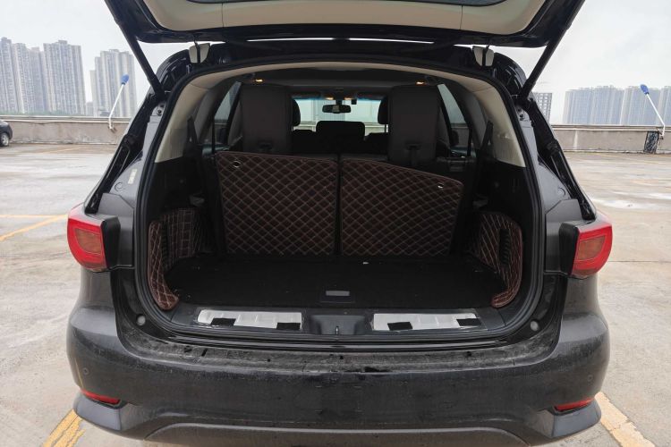 英菲尼迪QX60(进口) 2018款 2.5 S/C Hybrid 两驱卓越版 国VI车身外观6008