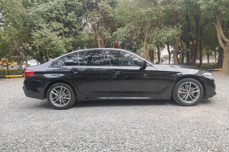 宝马5系(进口) 2020款 525i M运动套装车身外观6003