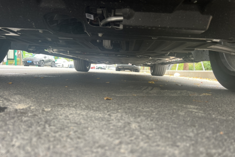 魏牌 蓝山 2023款 四驱超长续航版局部细节9001