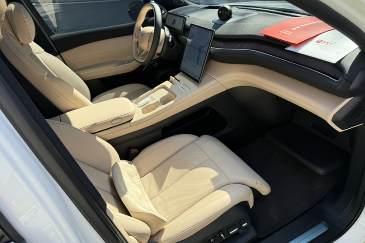 蔚来EC7 2023款 75kWh局部细节41