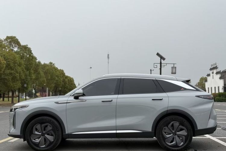 星途瑶光 2023款 400T 四驱奢享版车身外观6006