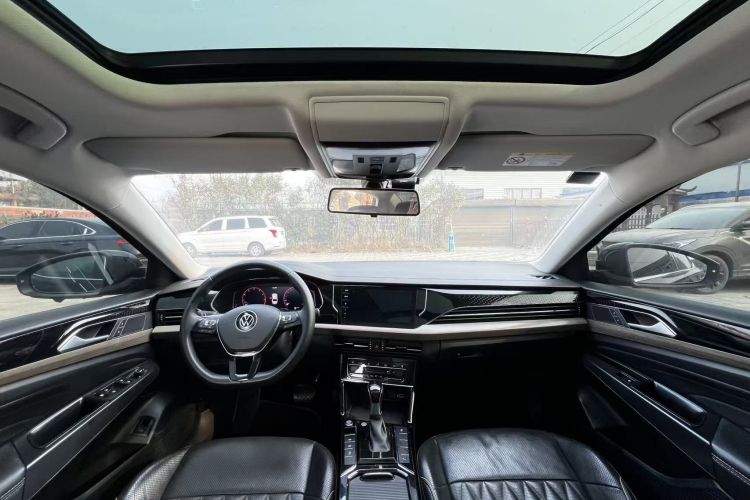 大众 帕萨特 2021款 330TSI 豪华版中控内饰7001