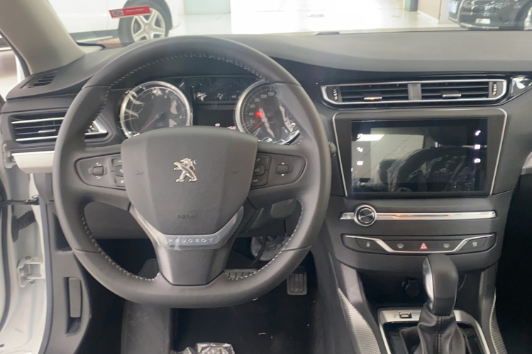 标致408 2020款 360THP 十周年质臻版中控内饰7005