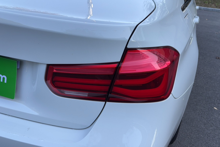 宝马3系 2017款 320Li M运动型车身外观6003