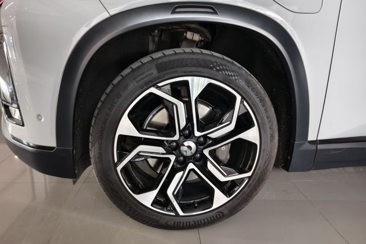 蔚来ES8 2020款 580KM 签名版 六座版车身外观6001